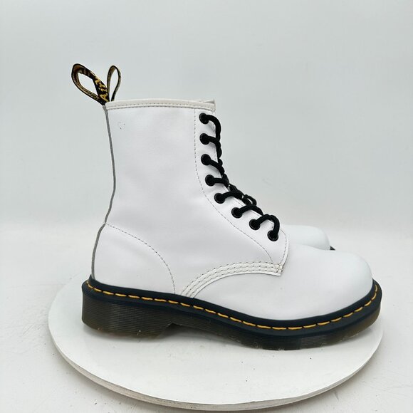 Dr. Martens The Original 1460 Women Size 7 White Leather 8 Hole Combat Boot - Picture 4 of 11